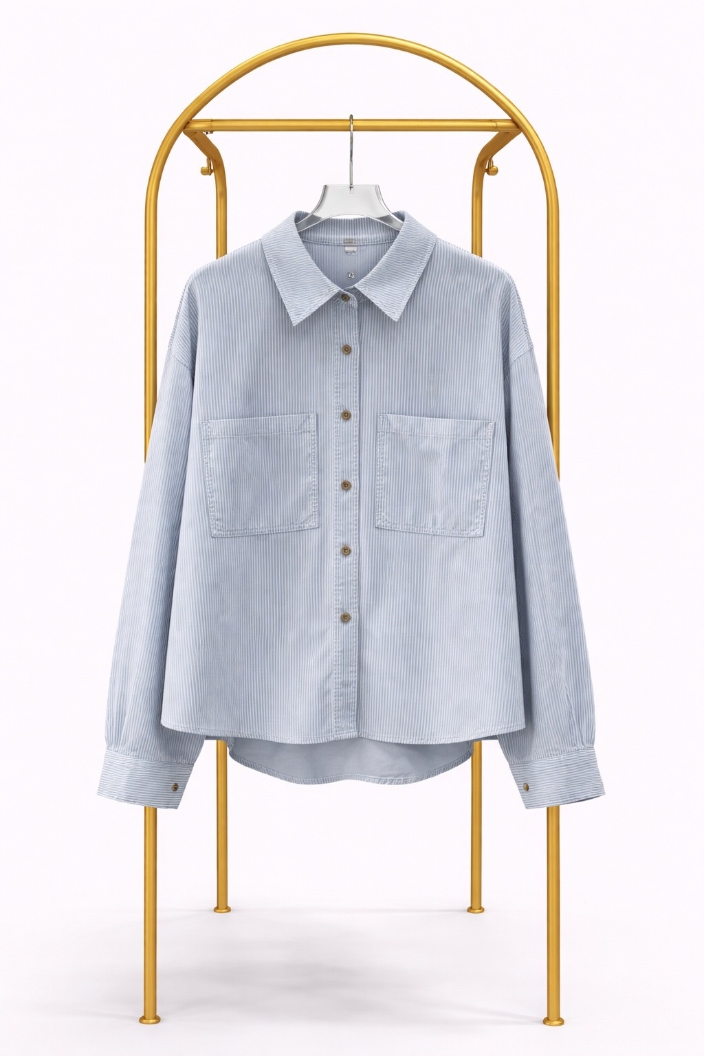 Рубашка в полоску с накладными карманами