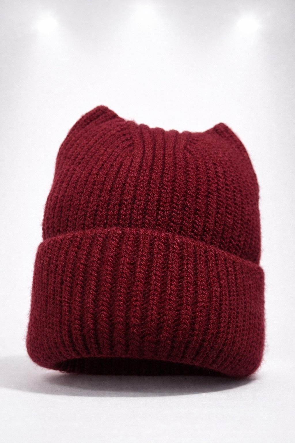 Шапка вязаная (бордовая)