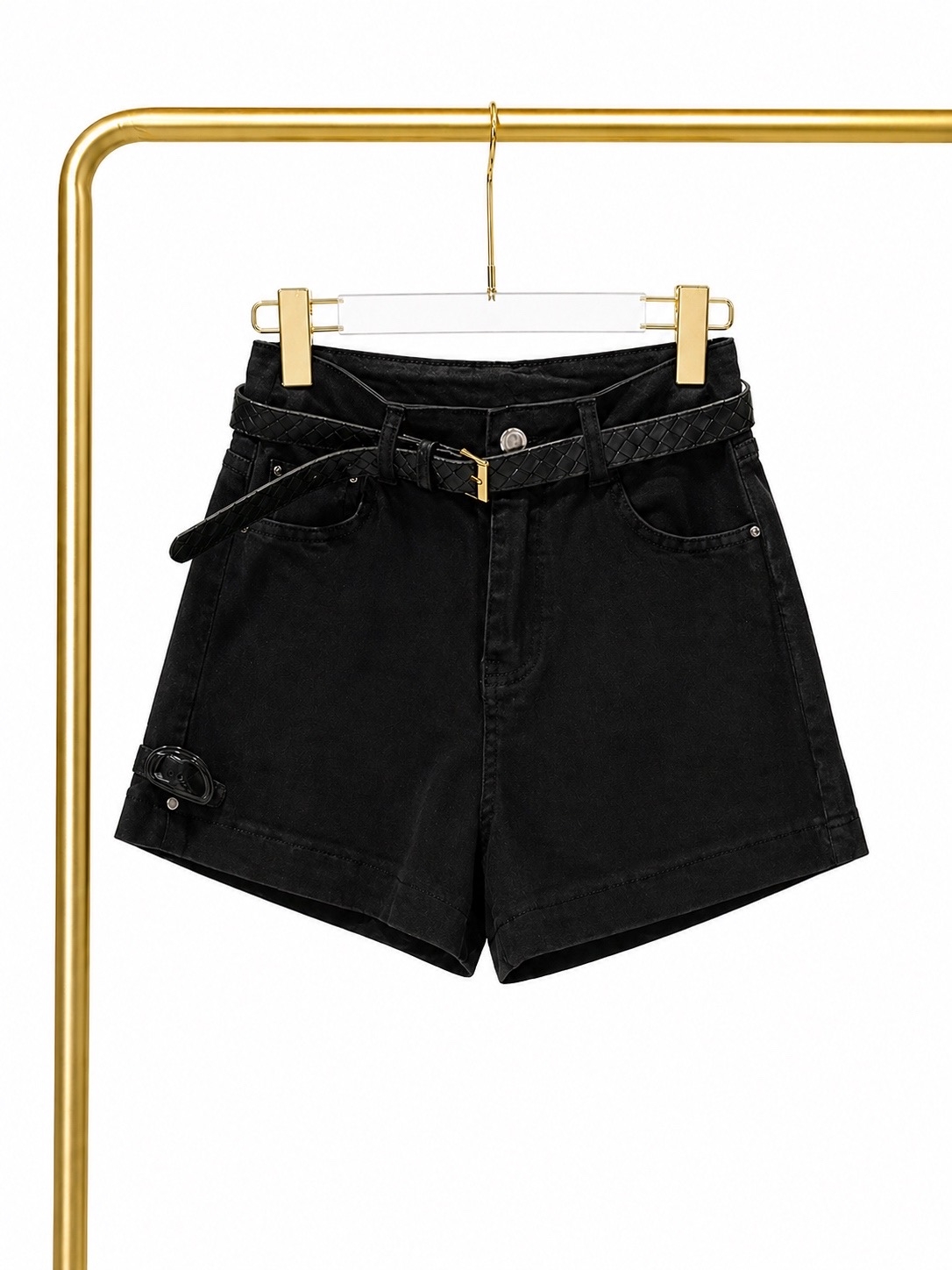 Черные шорты с ремнем
