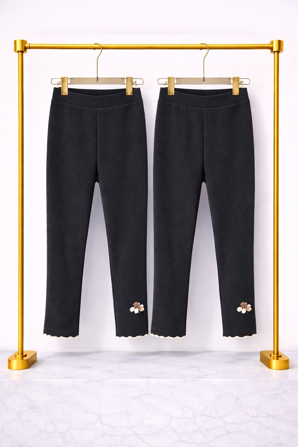 Детские леггинсы (чёрные с декором)